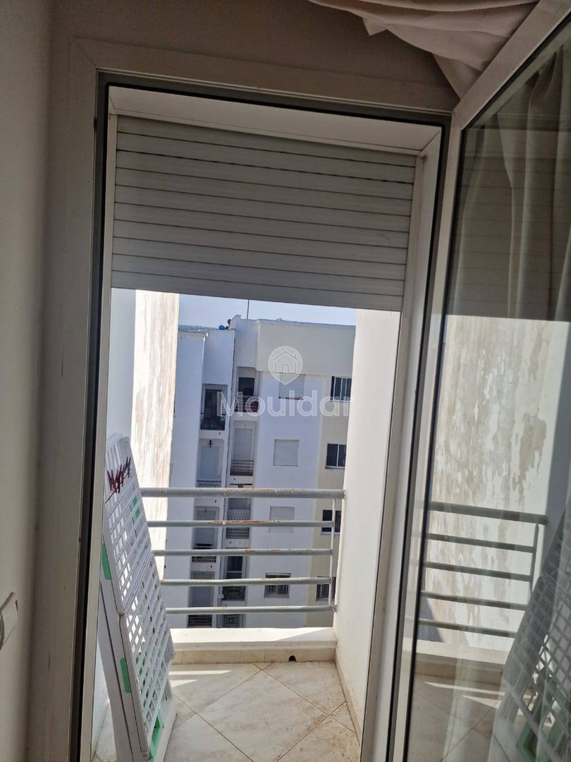 Bright 2-Bedroom Apartment in Tamaris, 4th Floor. - Photo 4