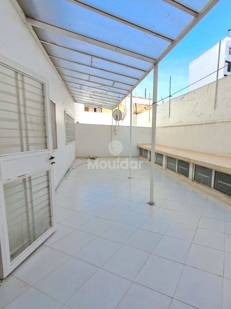 Te koop: Ruime 3-kamerappartement in Kenitra - Photo 9