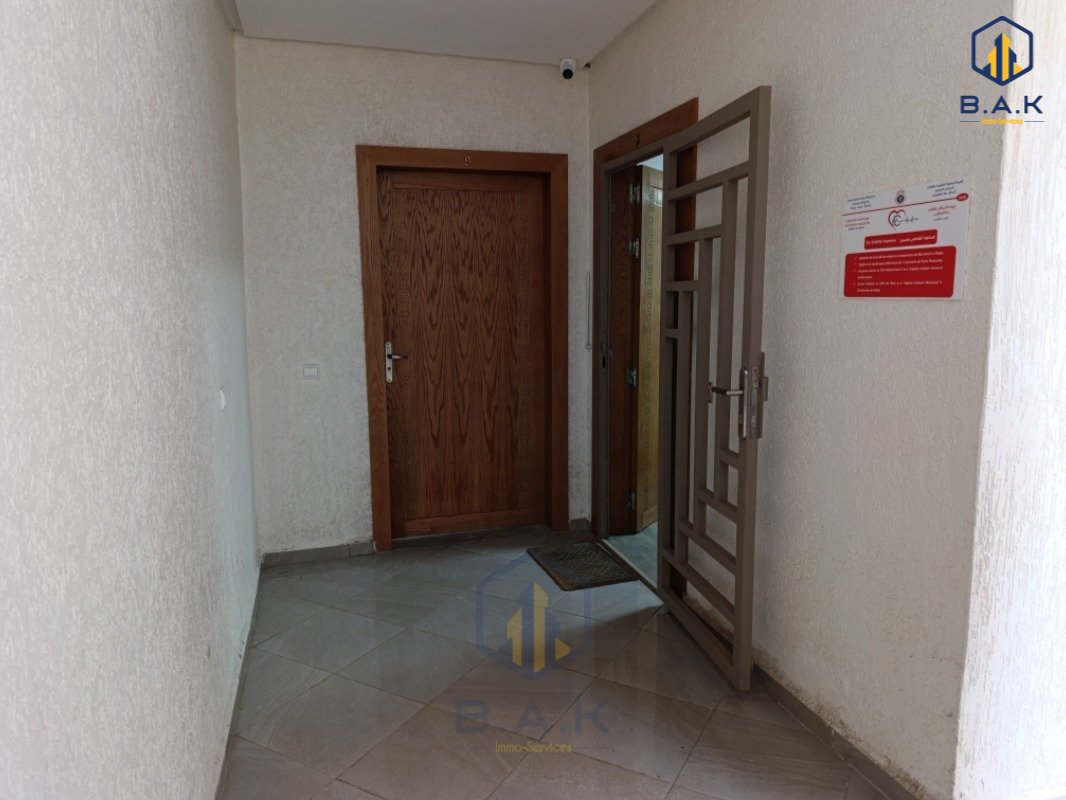 Oficina nueva en alquiler con parking en el primer piso - Photo 7