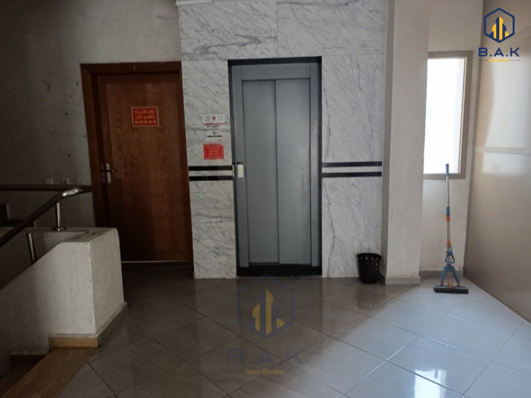 Oficina nueva en alquiler con parking en el primer piso - Photo 8