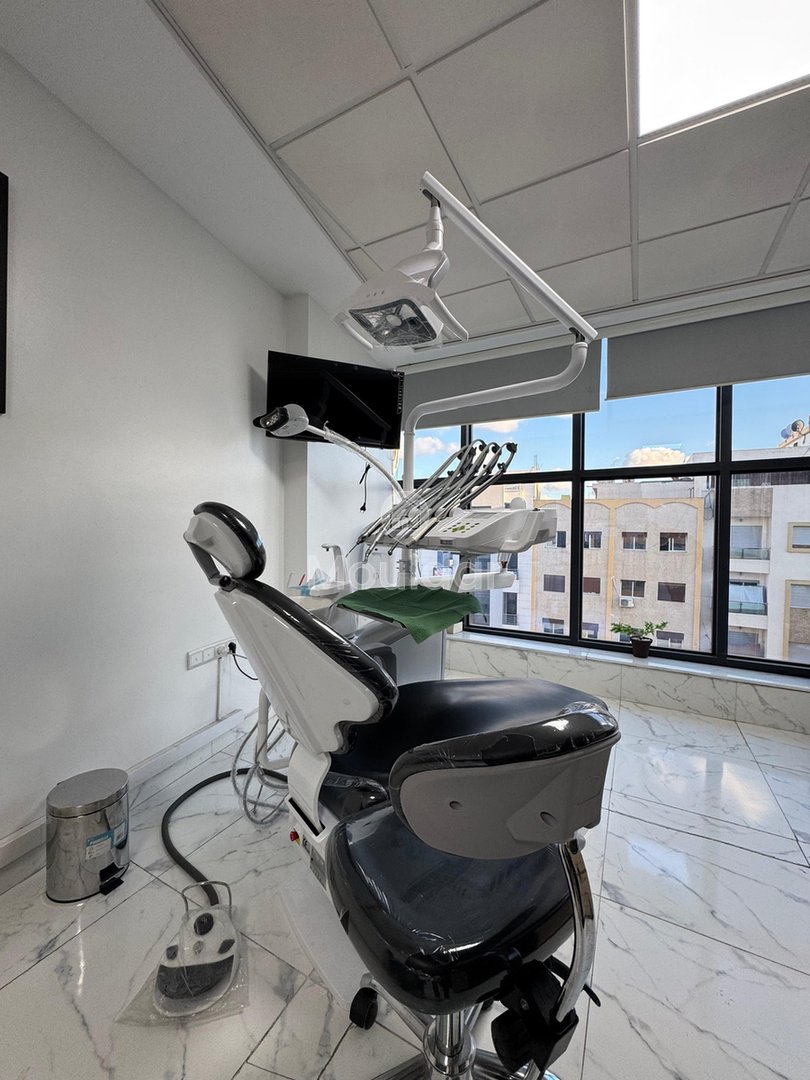 Οδοντιατρική κλινική προς πώληση - 50m², 2 δωμάτια, Ταγέρ - Photo 2