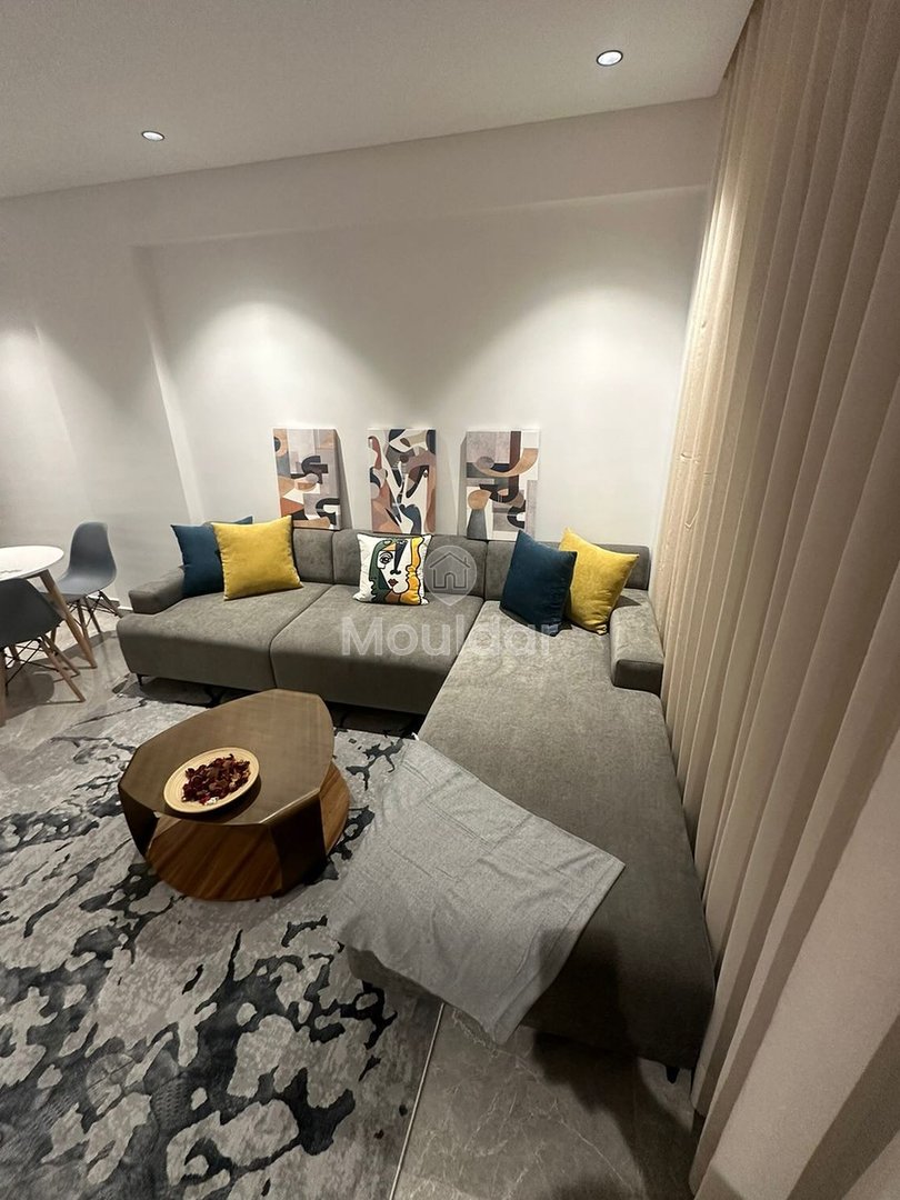 شقة مؤثثة جديدة مع تراسات في CFC - Photo 1