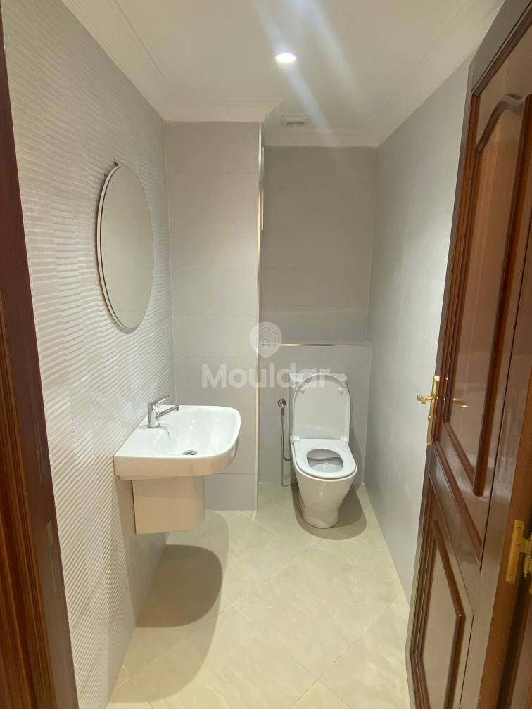 Apartamento luminoso com 3 quartos para alugar em Malabata, Tanger - Photo 9