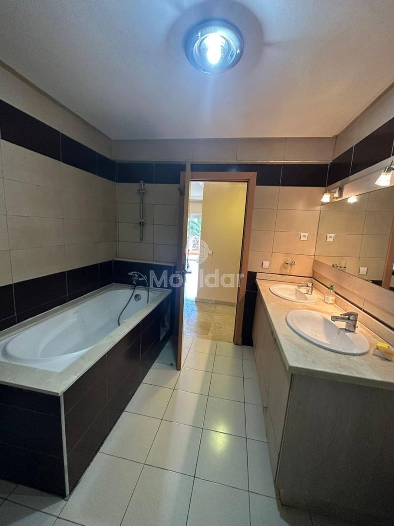 شقة واسعة للإيجار في المحمدية - حي الحديقة - Photo 15