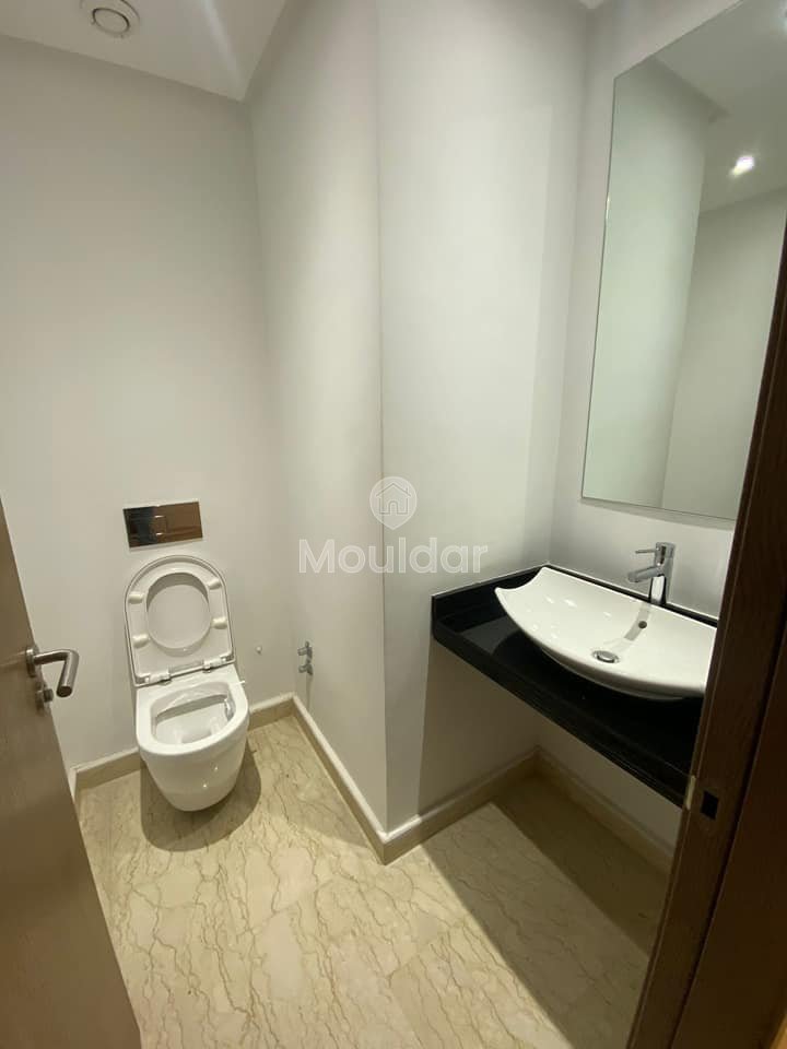 Piękne mieszkanie 3-pokojowe do wynajęcia w Dar Bouazza, 150 m² komfortu. - Photo 16