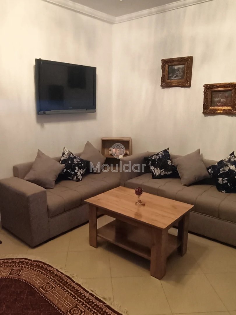 Appartamento arredato in affitto nella Ville haute - Photo 2