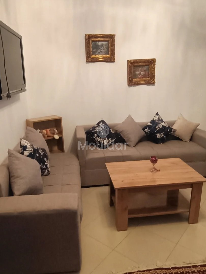 Appartamento arredato in affitto nella Ville haute - Photo 3