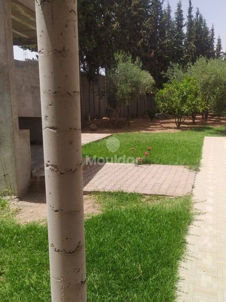 Marrakech'te çekici bir ev: 2000 m², 4 odalı satılık - Photo 13