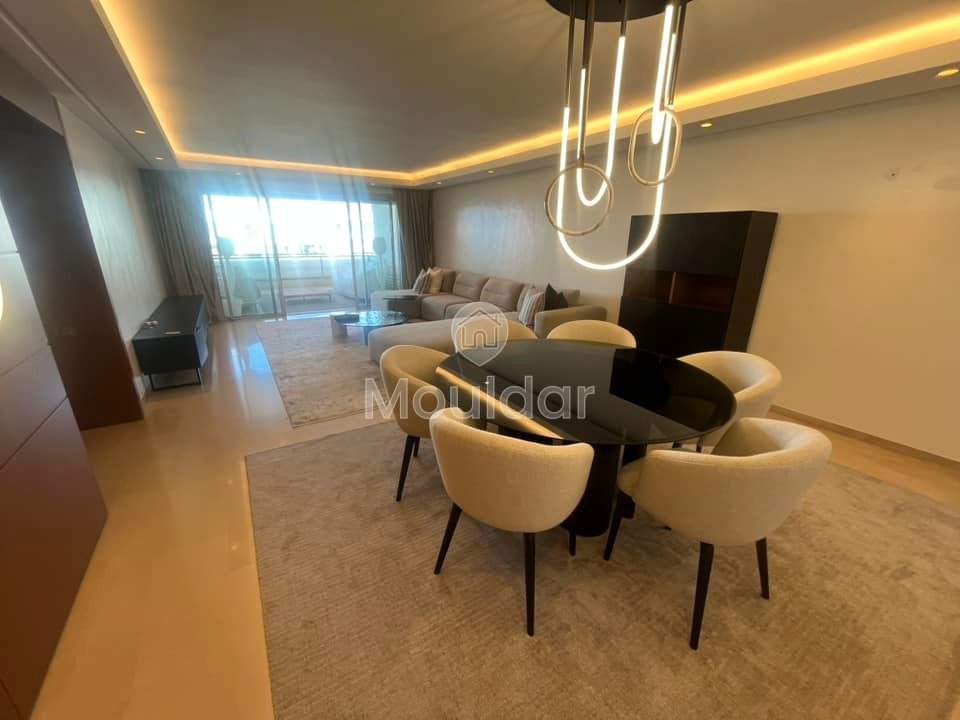 شقة للإيجار في عين دياب، الدار البيضاء - 3 غرف نوم، 220 متر مربع - Photo 1