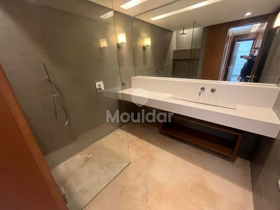 شقة للإيجار في عين دياب، الدار البيضاء - 3 غرف نوم، 220 متر مربع - Photo 11