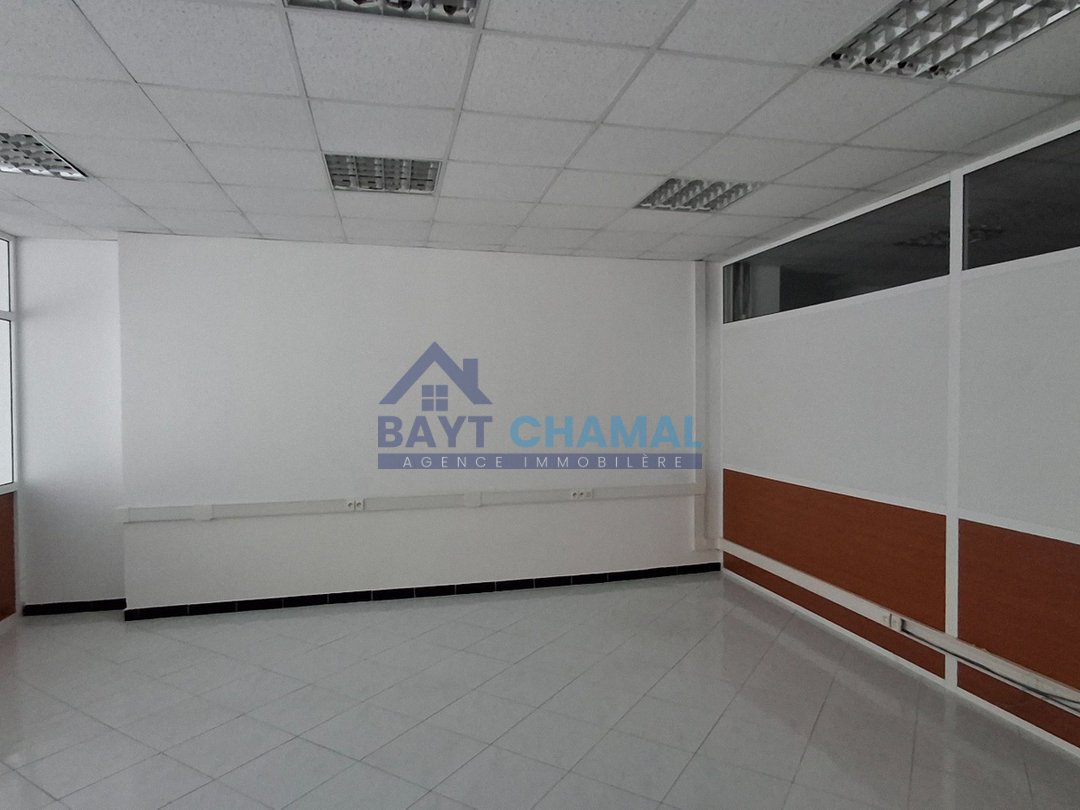 Local commercial à louer à Tanger  - Photo 2