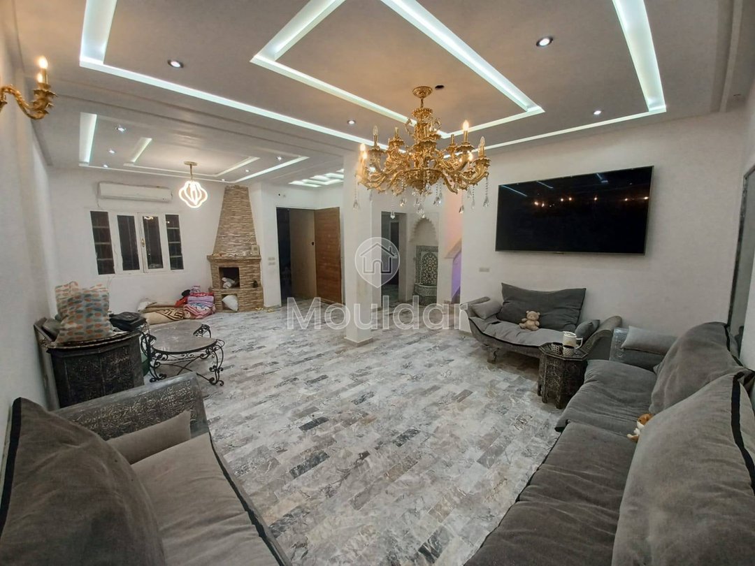 Villa te koop in Marrakech: 4 slaapkamers, 298m² charme - Photo 1