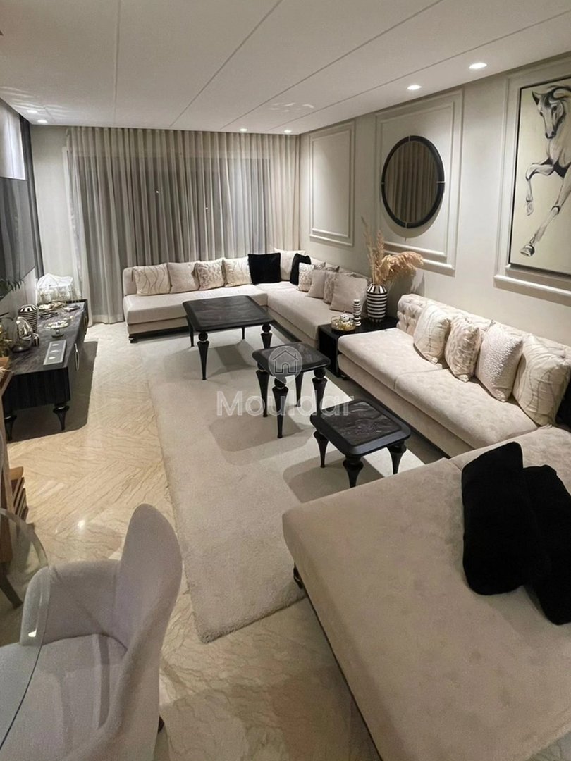 Appartement contemporain de 3 chambres à vendre à CFC - Photo 1