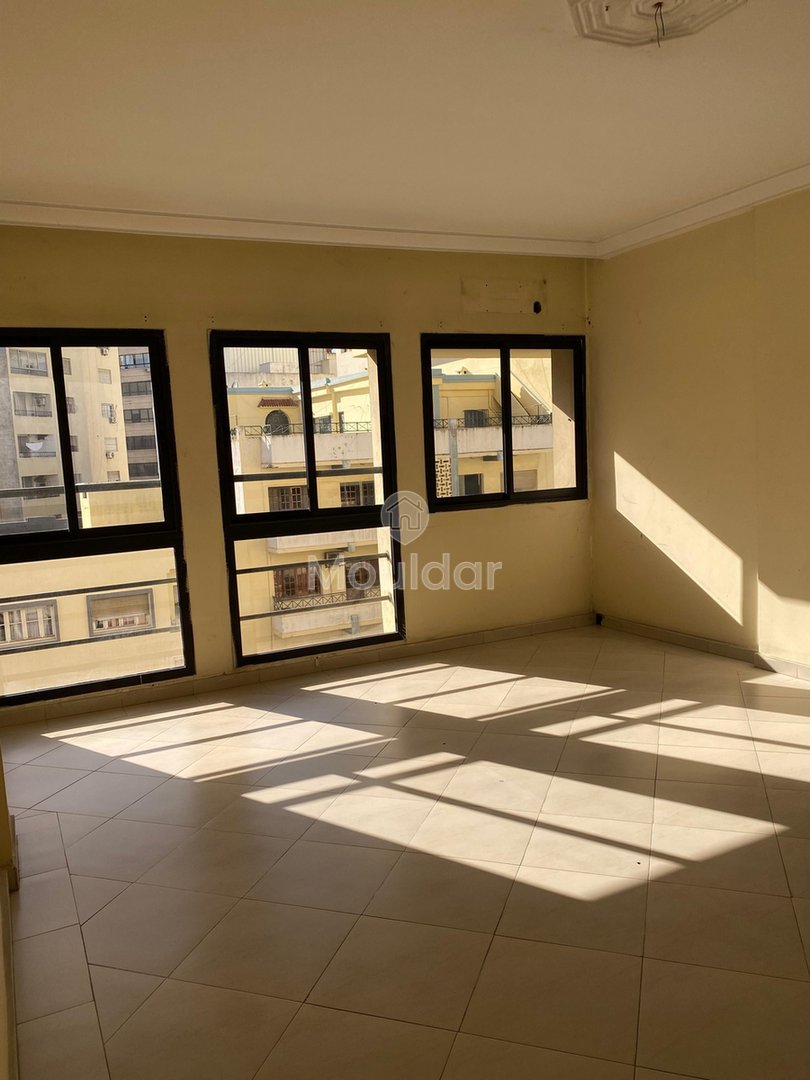 محل تجاري للإيجار في طنجة - 140 م² - Photo 2