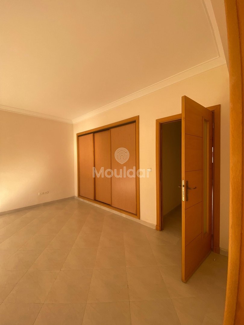 محل تجاري للإيجار في طنجة - 140 م² - Photo 9