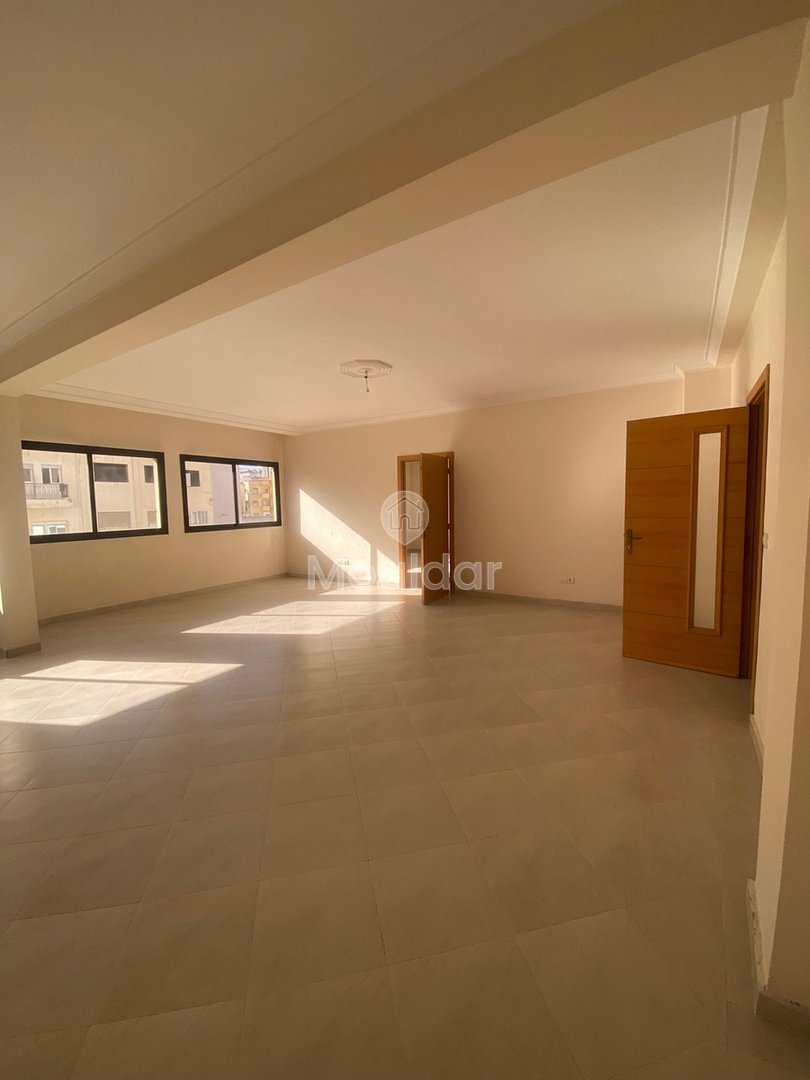 محل تجاري للإيجار في طنجة - 140 م² - Photo 4