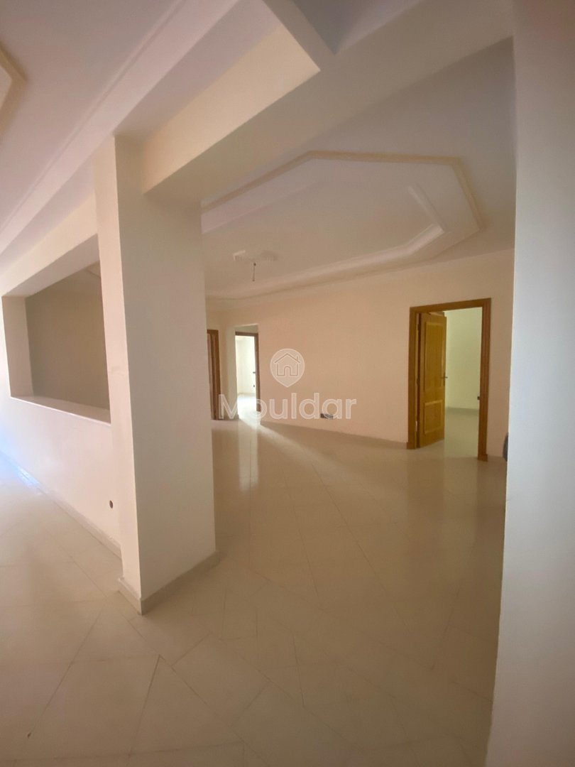 مكتب بمساحة 215م² للإيجار في طنجة - 3 غرف - Photo 8