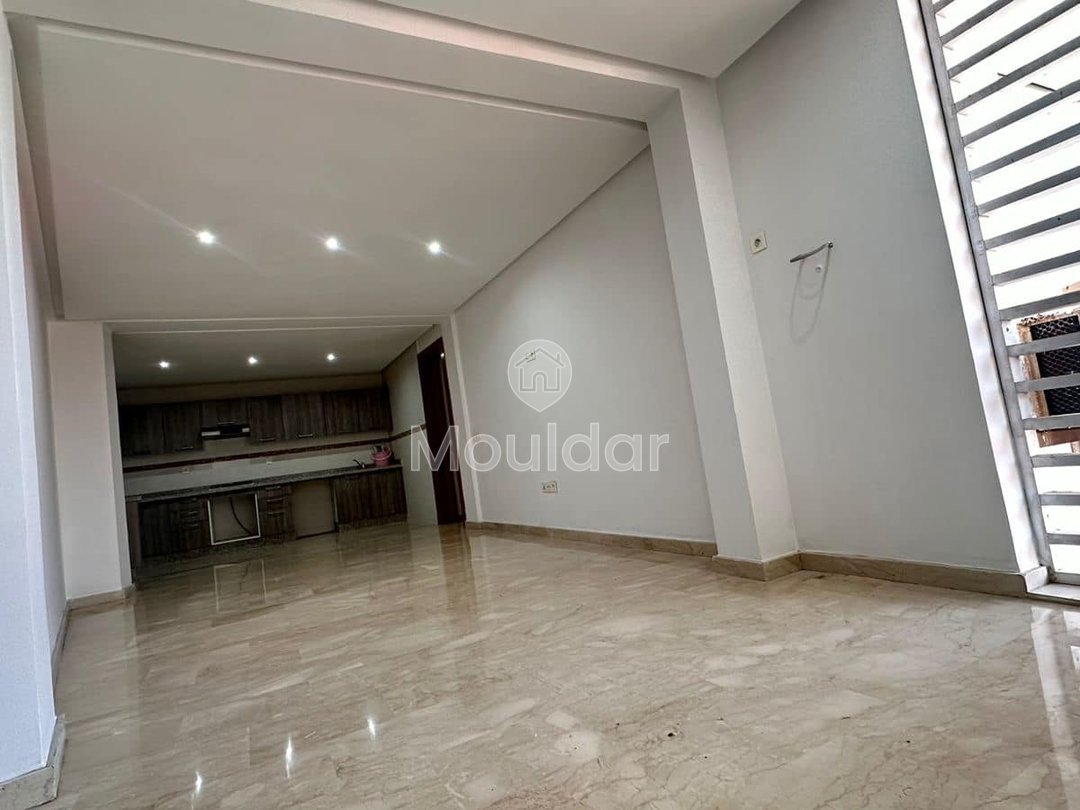 Elementary title - Photo 2