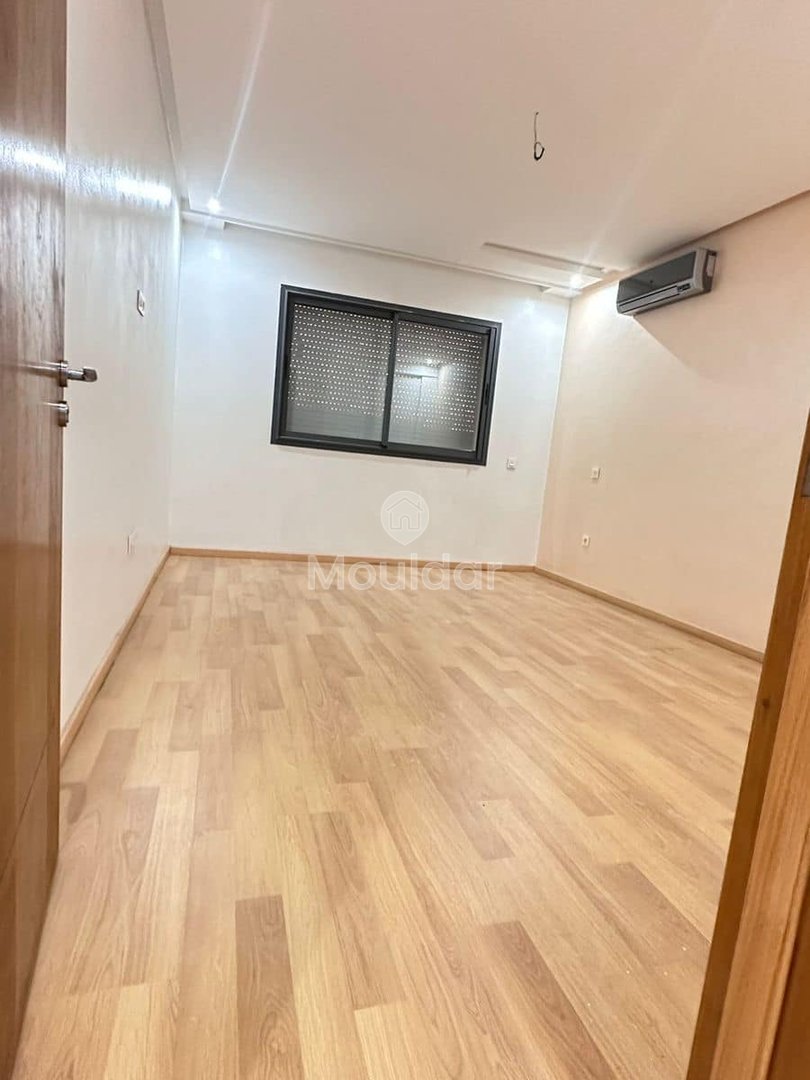 Elementary title - Photo 4