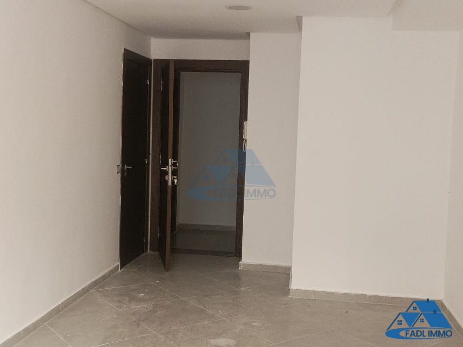 Bureau à louer façade à LA VILLE HAUTE KENITRA - Photo 5