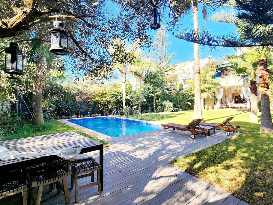 Villa d'exception à Dar Bouazza : Luxe et Espace à Vendre  - Photo 13