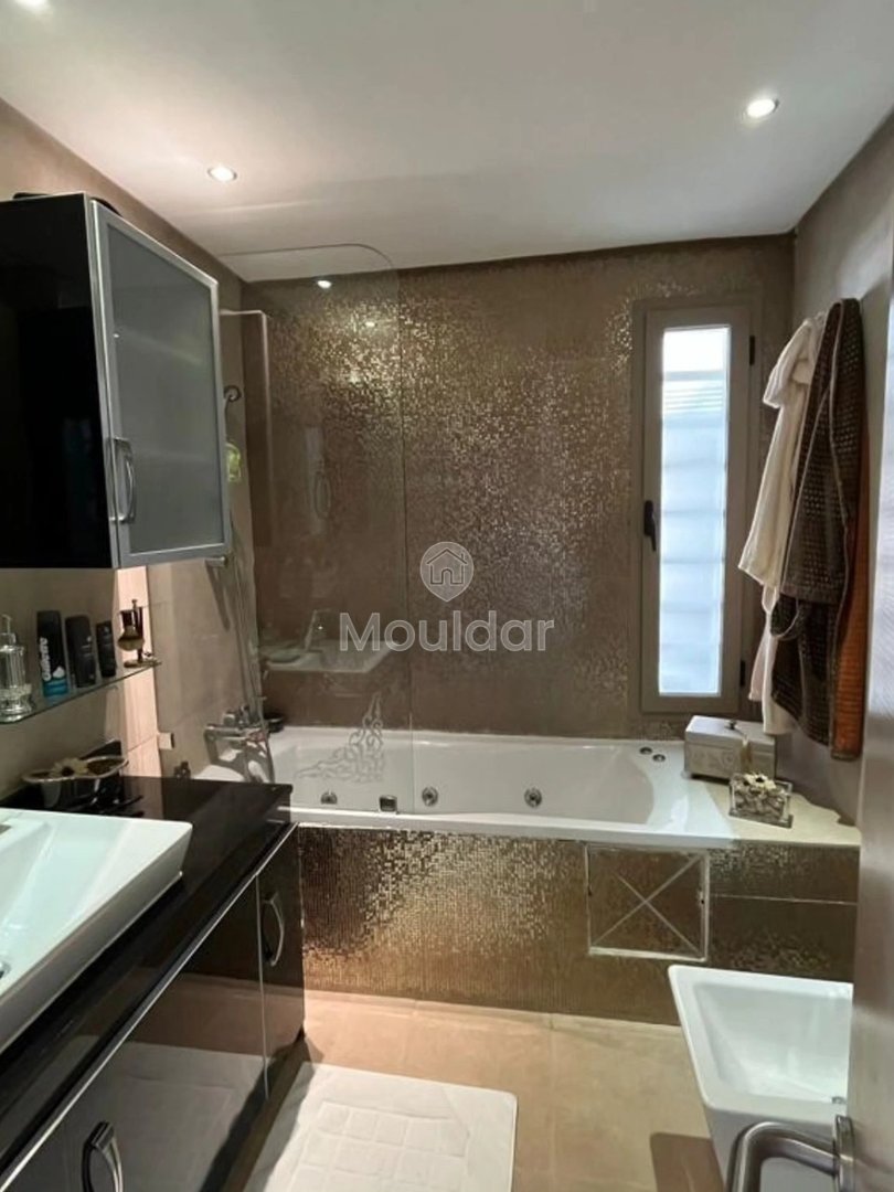 استوديو حديث للإيجار - الرباط، 3 غرف، 211م² - Photo 10