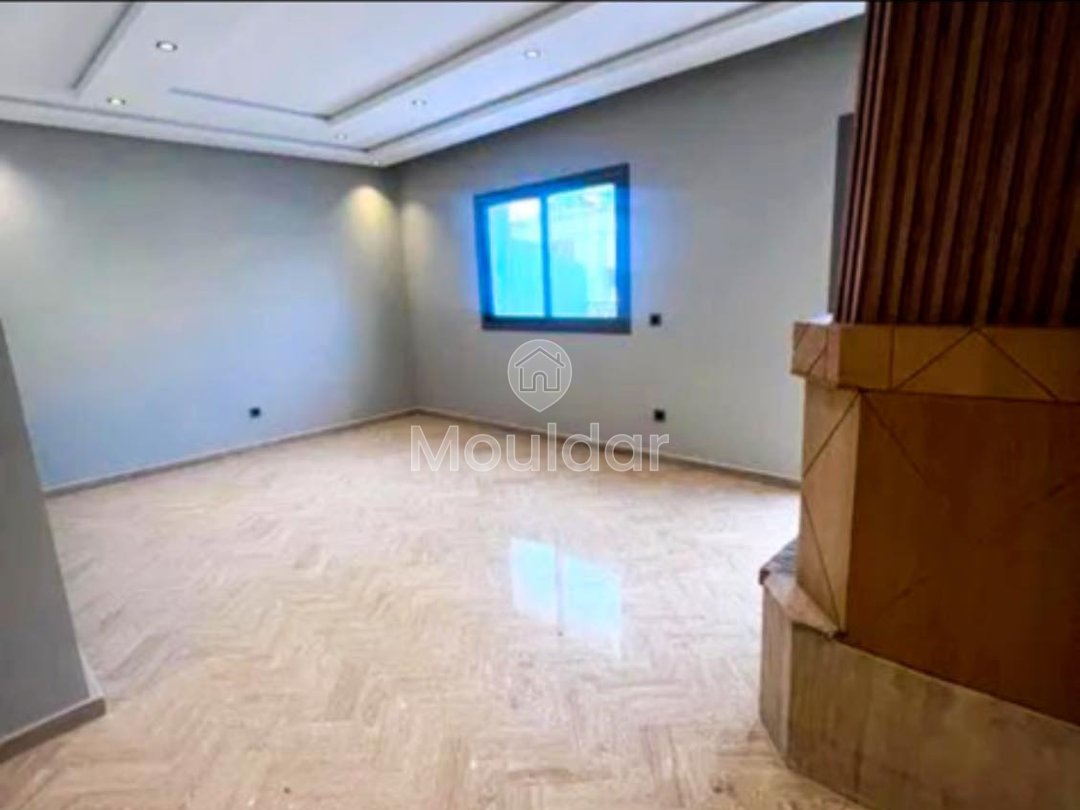 Modern apartment with terrace in Racine, Casablanca - Photo 1