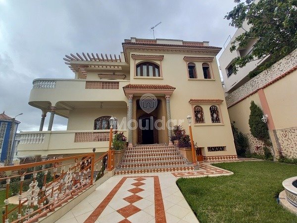 Charming villa for sale in the center of Tangier - Photo 1