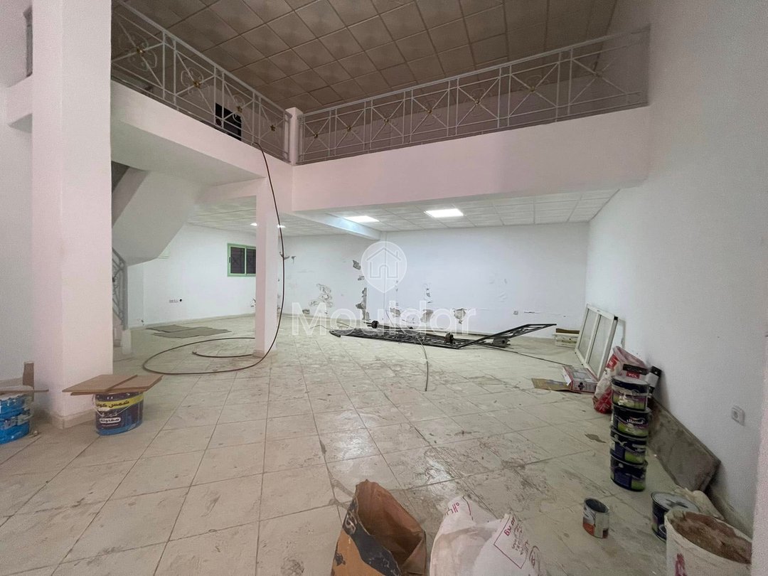 مبنى تجاري للبيع في مراكش - 138 م² من الفرص - Photo 4