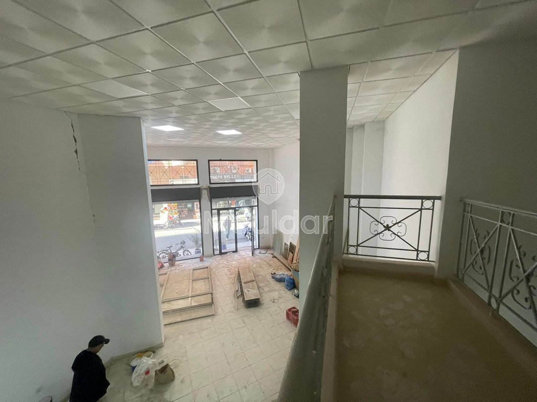 مبنى تجاري للبيع في مراكش - 138 م² من الفرص - Photo 5