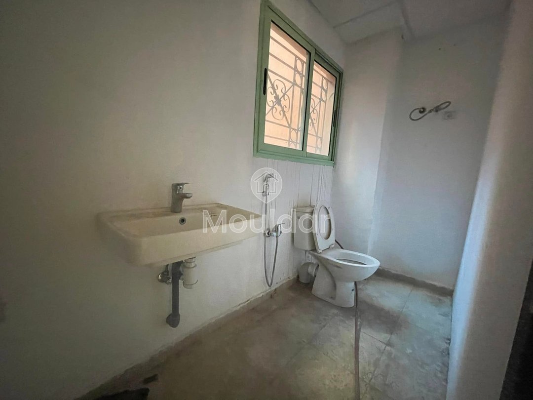 مبنى تجاري للبيع في مراكش - 138 م² من الفرص - Photo 9