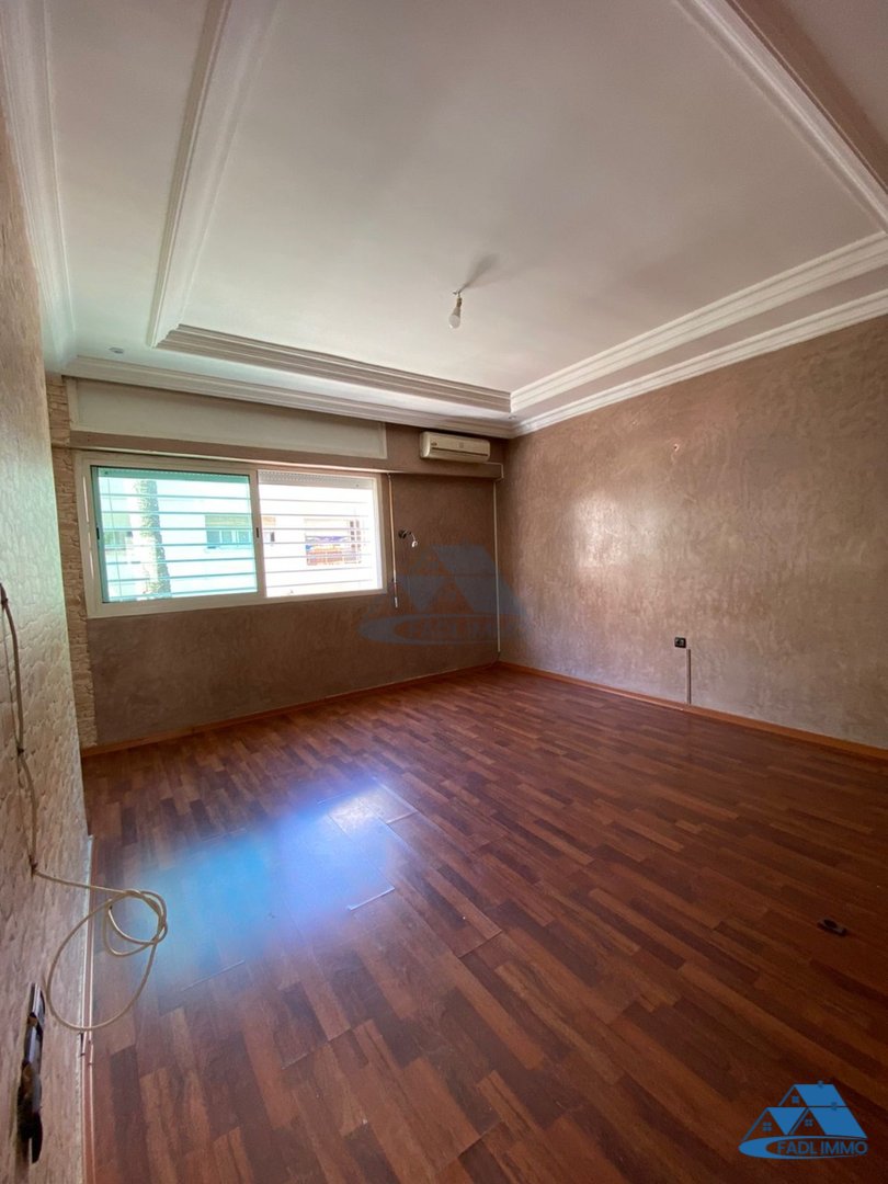 WOHNUNGSTELLENANGEBOT: WOHNUNG IN DER NÄHE DER TRAM-LINIEN IN AGDAL, RABAT - Photo 3