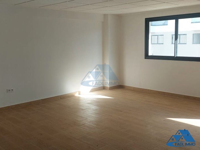 إيجار مكتبين جديدين بمساحة 60 م²، Boulevard A Haddada، القنيطرة - Photo 9