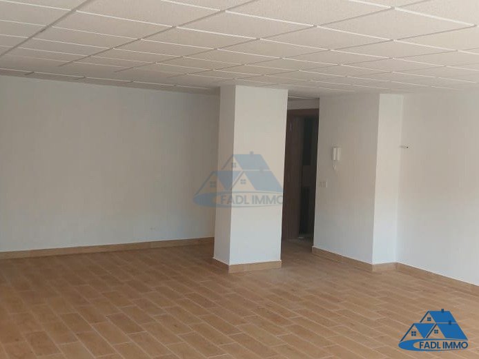 إيجار مكتبيْن جديدين 60 م2 شارع الحداد كينيترا - Photo 8