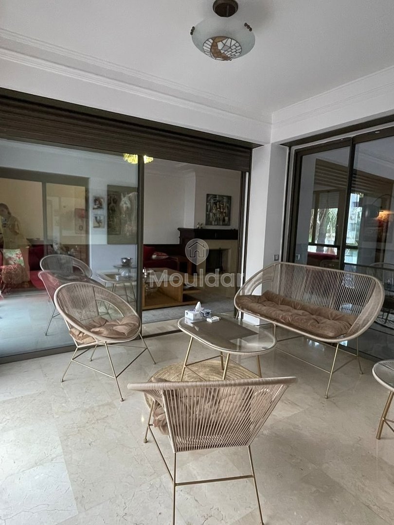 Altın Üçgen'de kiralık güzel ve geniş bir daire - Photo 6