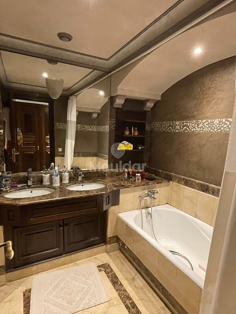 Altın Üçgen'de kiralık güzel ve geniş bir daire - Photo 11