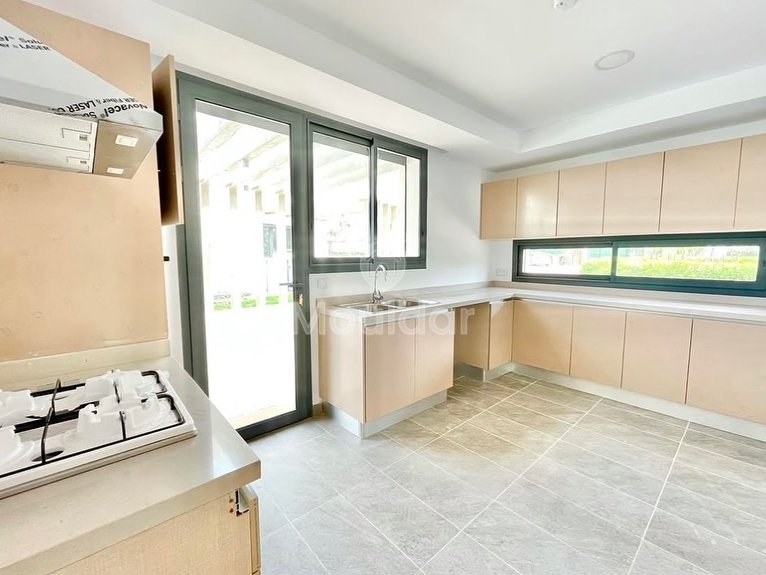 فيلا فاخرة للإيجار: 4 غرف في عين دياب - Photo 8