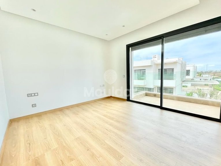 فيلا فاخرة للإيجار: 4 غرف في عين دياب - Photo 3