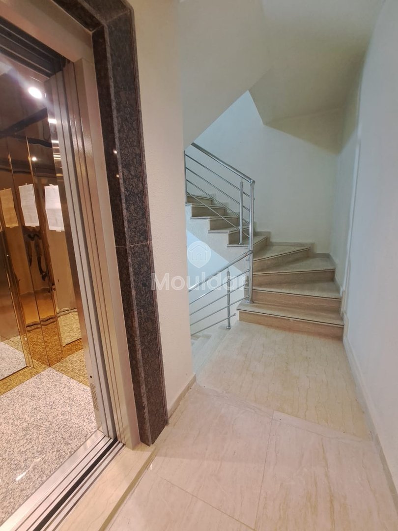 Πωλείται: Διαμέρισμα 90m² στη Mehdia με 3 υπνοδωμάτια - Photo 2