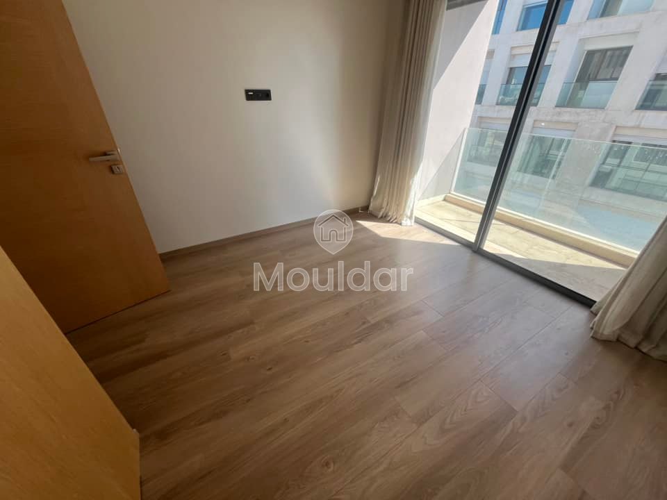 Jasne mieszkanie do wynajęcia w pożądanej dzielnicy - Photo 2