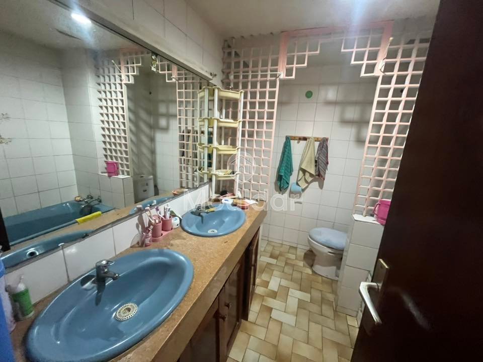 Large apartment to renovate in the Gauthier neighborhood - Photo 13