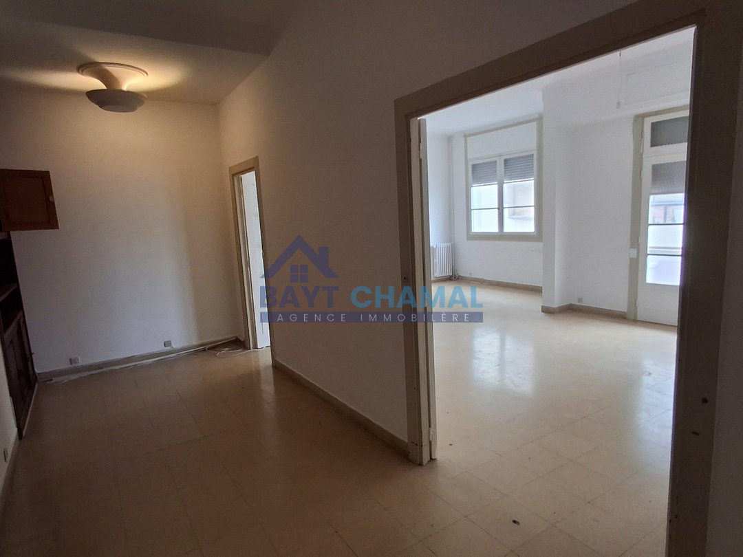 شقة 3 غرف نوم تطل على البحر للبيع في وسط طنجة - Photo 3