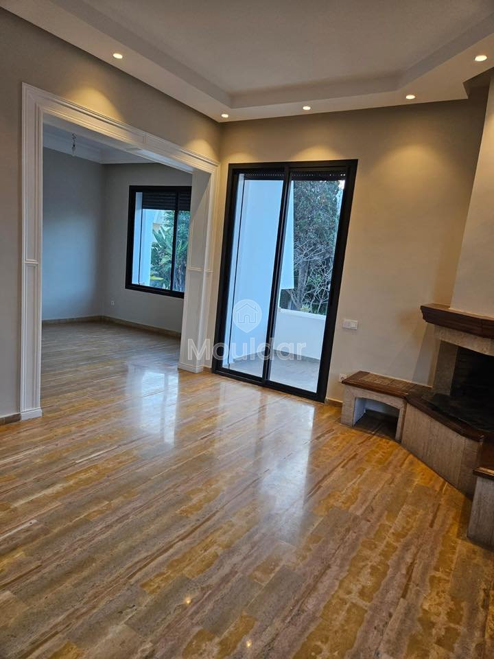 Villa à Louer : Élégance et Espace au Cœur d’Anfa - Photo 9