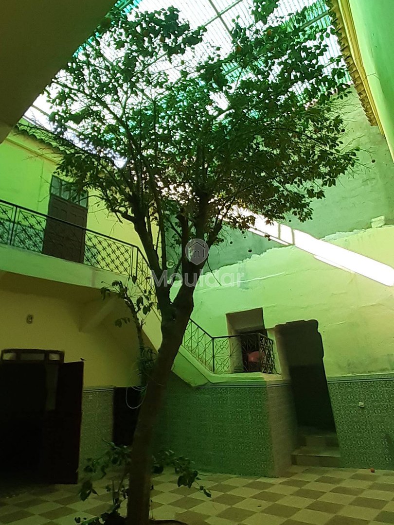 Stunning Riad for Sale: 6 Bedrooms in the Heart of Marrakech - Photo 3