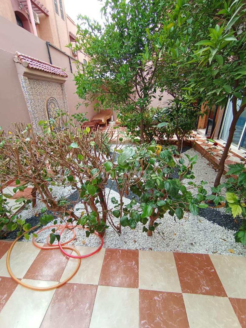 Vilă de închiriat în Marrakech: Confort și Eleganță în oraș - Photo 11