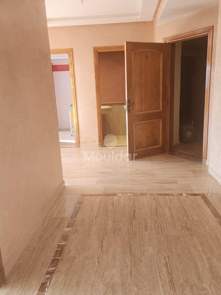 Appartamento in affitto a Dar Bouazza: 2 camere da letto, 108m²! - Photo 5