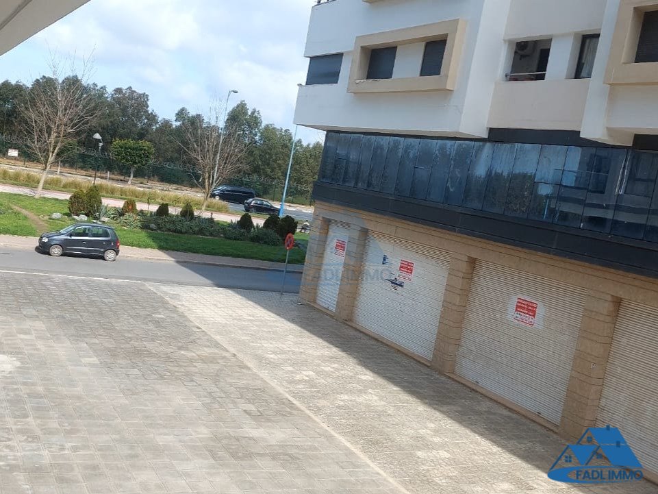 إيجار مكتب واجهة 51م² في الهدادة القنيطرة - Photo 1