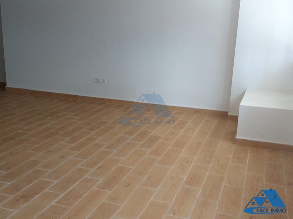 إيجار مكتب واجهة 51م² في الهدادة القنيطرة - Photo 6