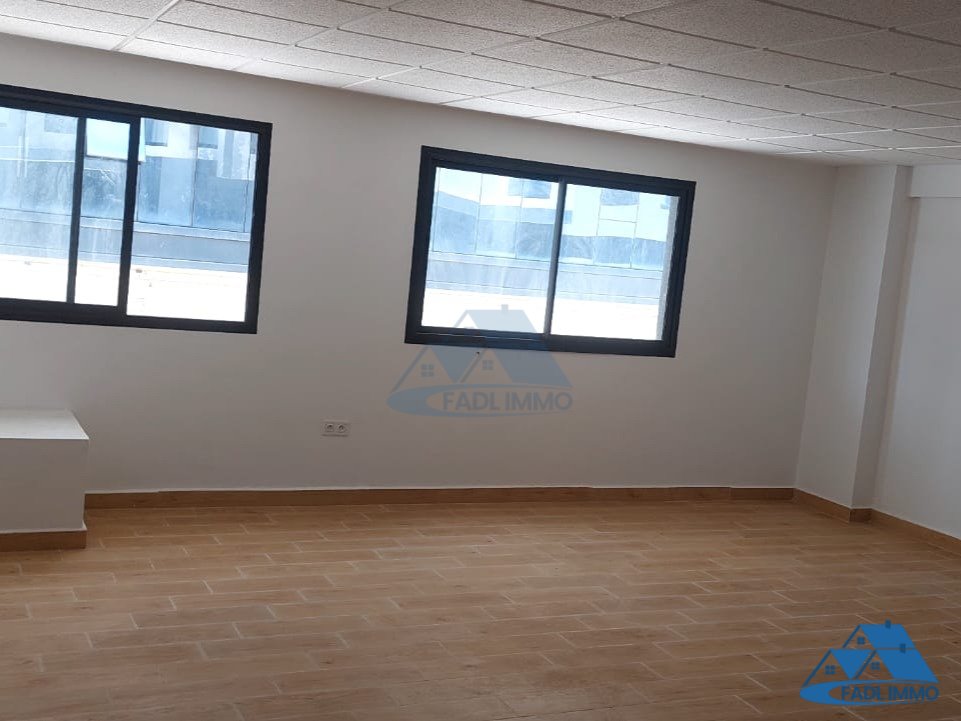 إيجار مكتب واجهة 51م² في الهدادة القنيطرة - Photo 7