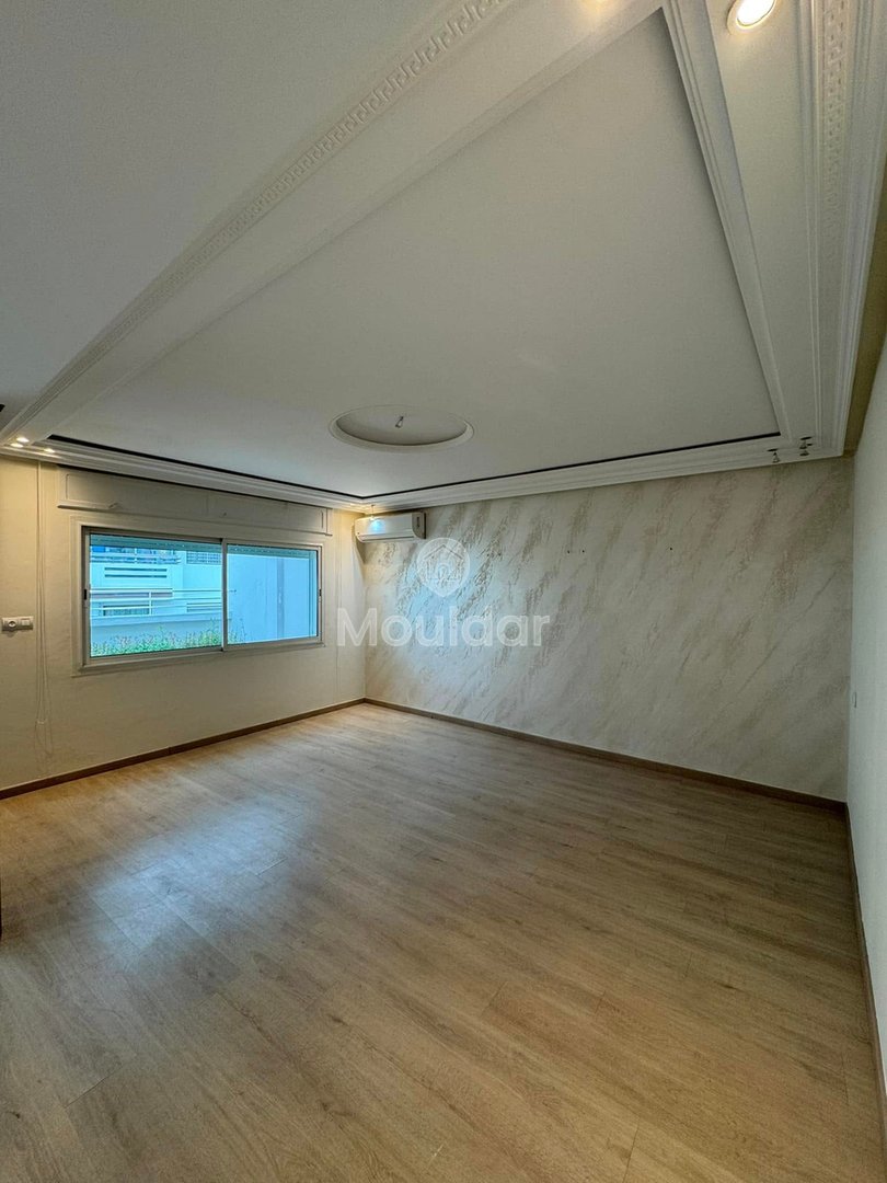 Apartment for Rent: 3 Bedrooms in Tangier - Breathtaking View - Photo 1